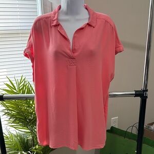 GAP Coral V-Neck Short Sleeve Tunic. Flowy and beautiful 🤩